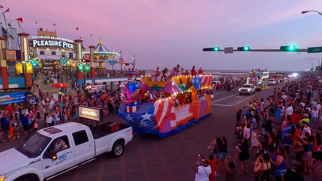 July 4th on the Seawall with the Krewe of Gambrinus